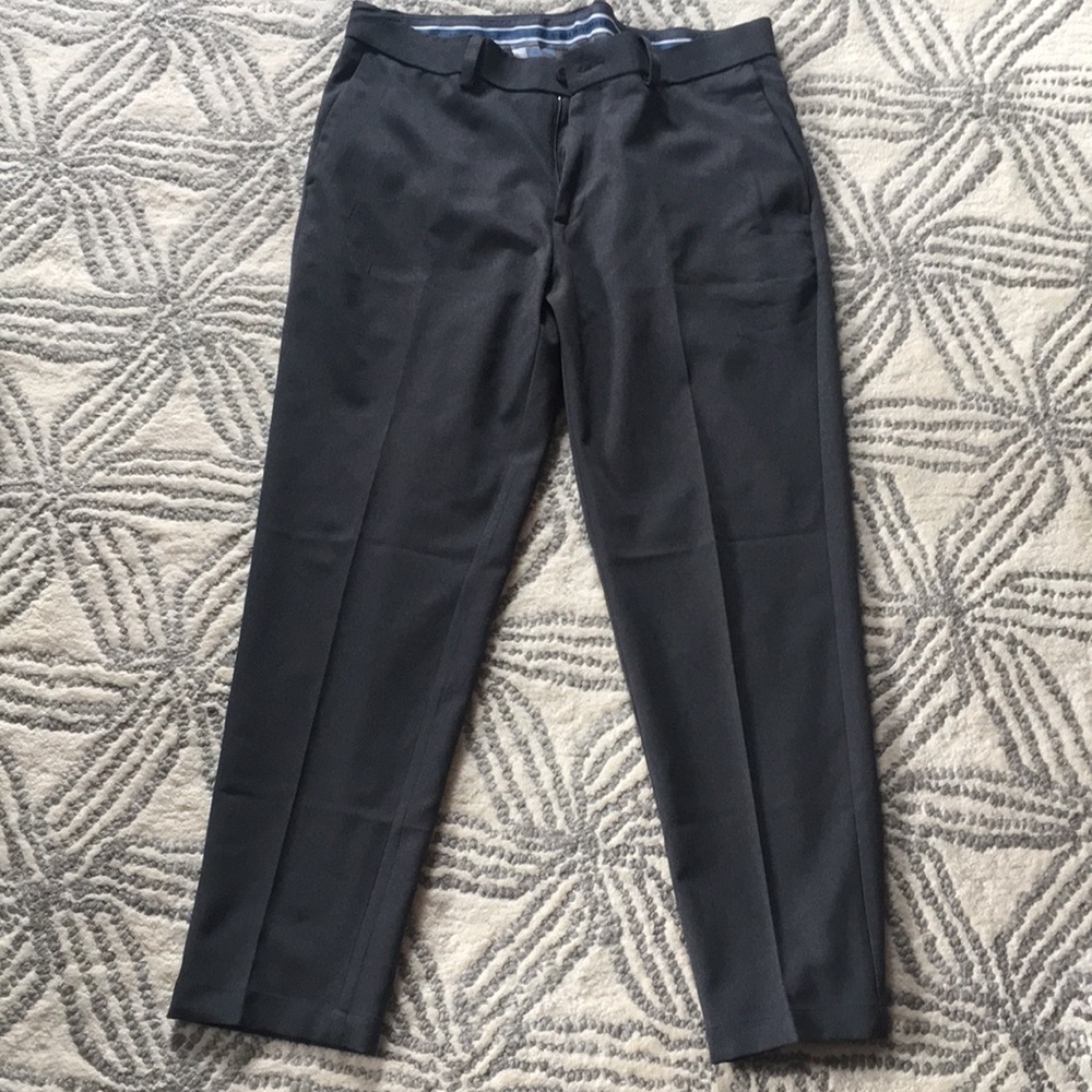 Haggar men’s dress pants in charcoal, size 34x29